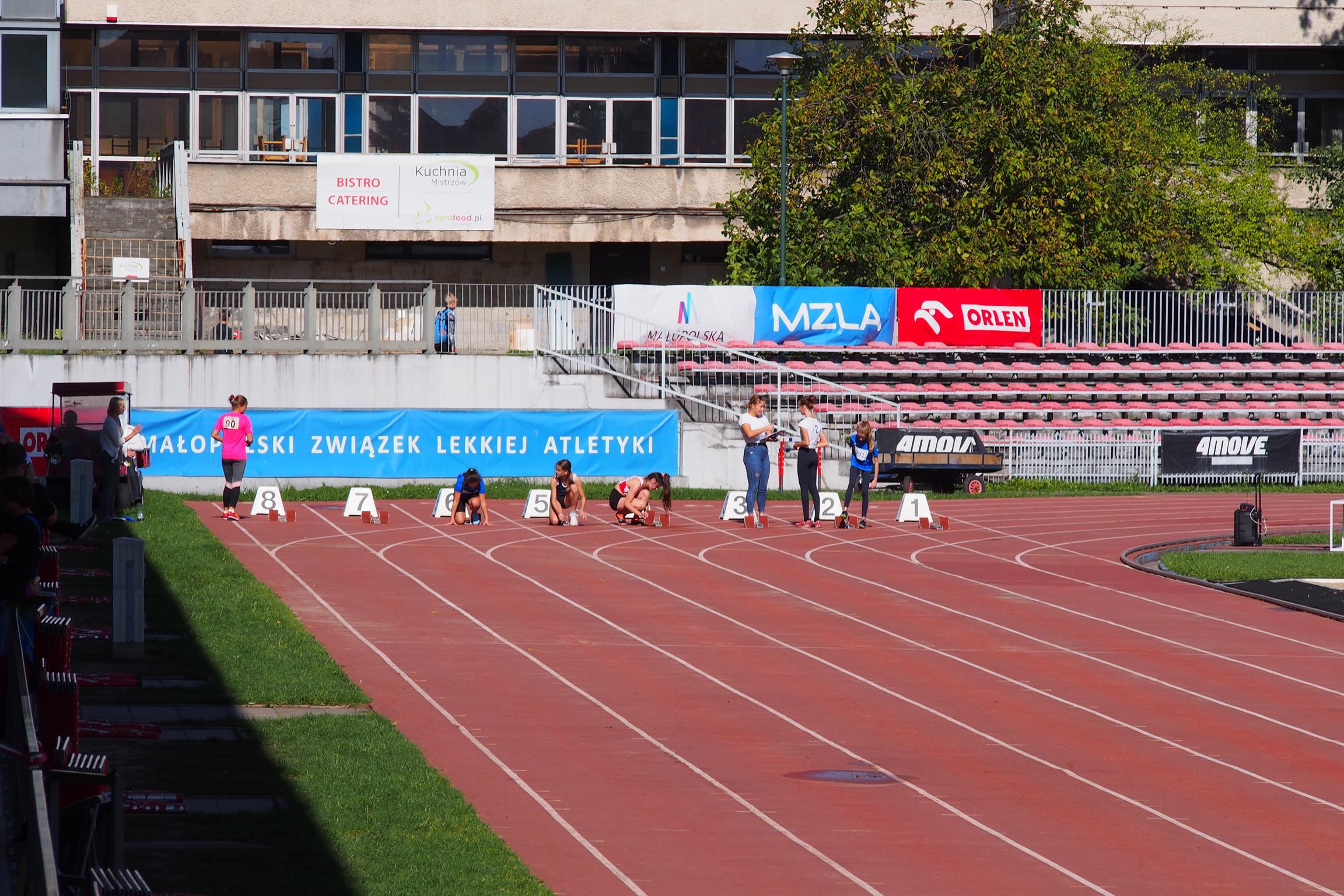 MISTRZOSTWA WOJEWÓDZTWA MAŁOPOLSKIEGO W LEKKIEJ ATLETYCE  4.10.2020r. -  KRAKÓW